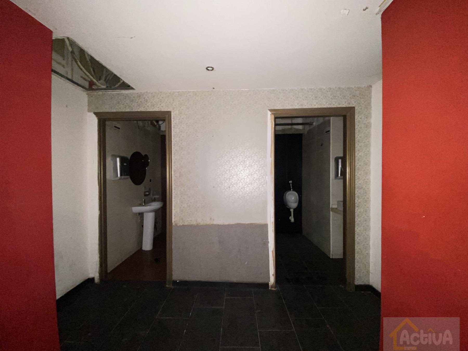 Venta de local comercial en Badajoz