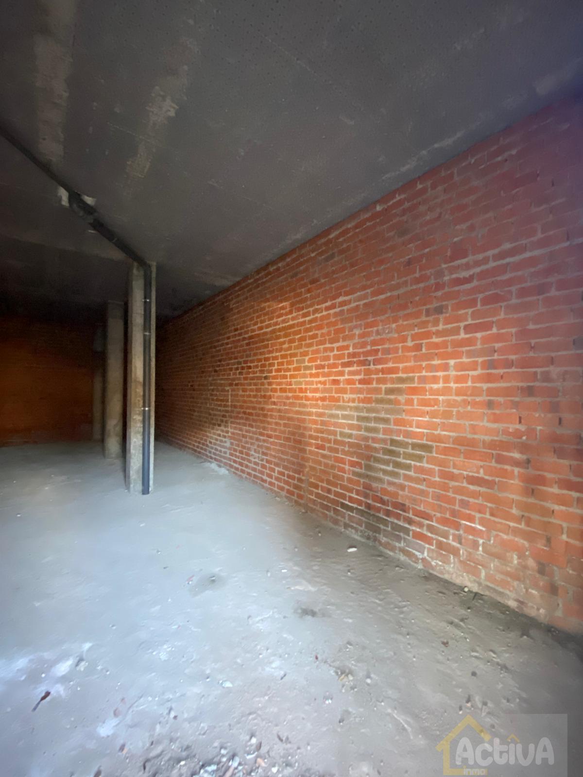 For sale of commercial in Badajoz
