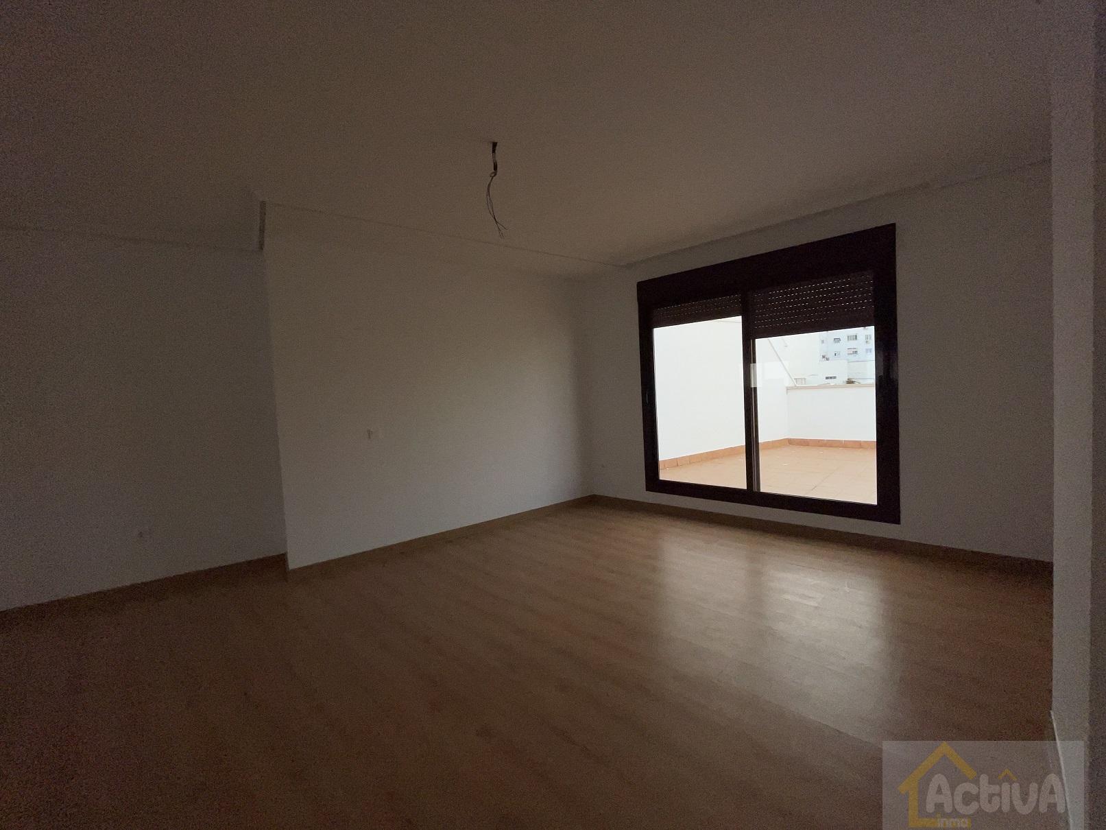For sale of penthouse in Badajoz