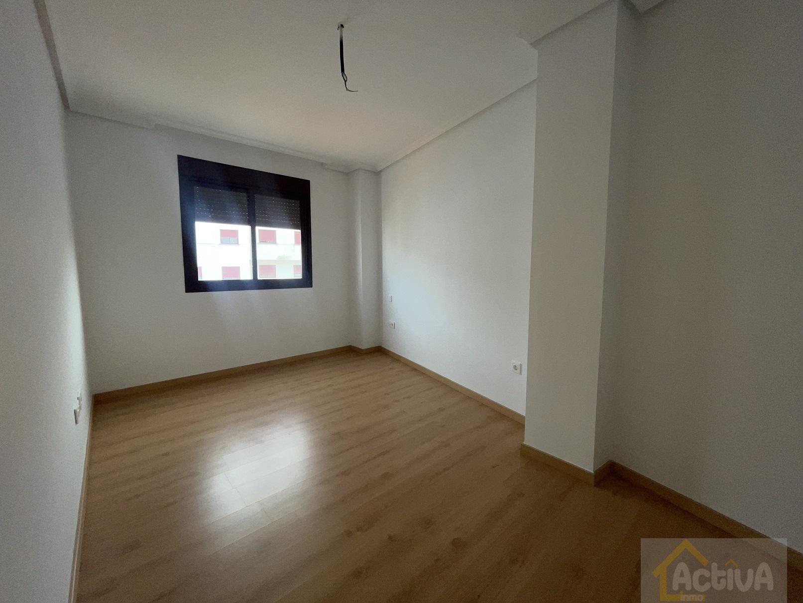 For sale of penthouse in Badajoz