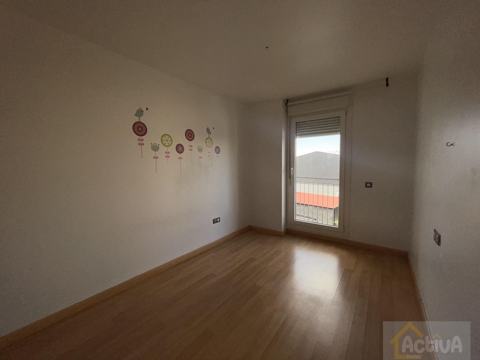 For sale of flat in Badajoz