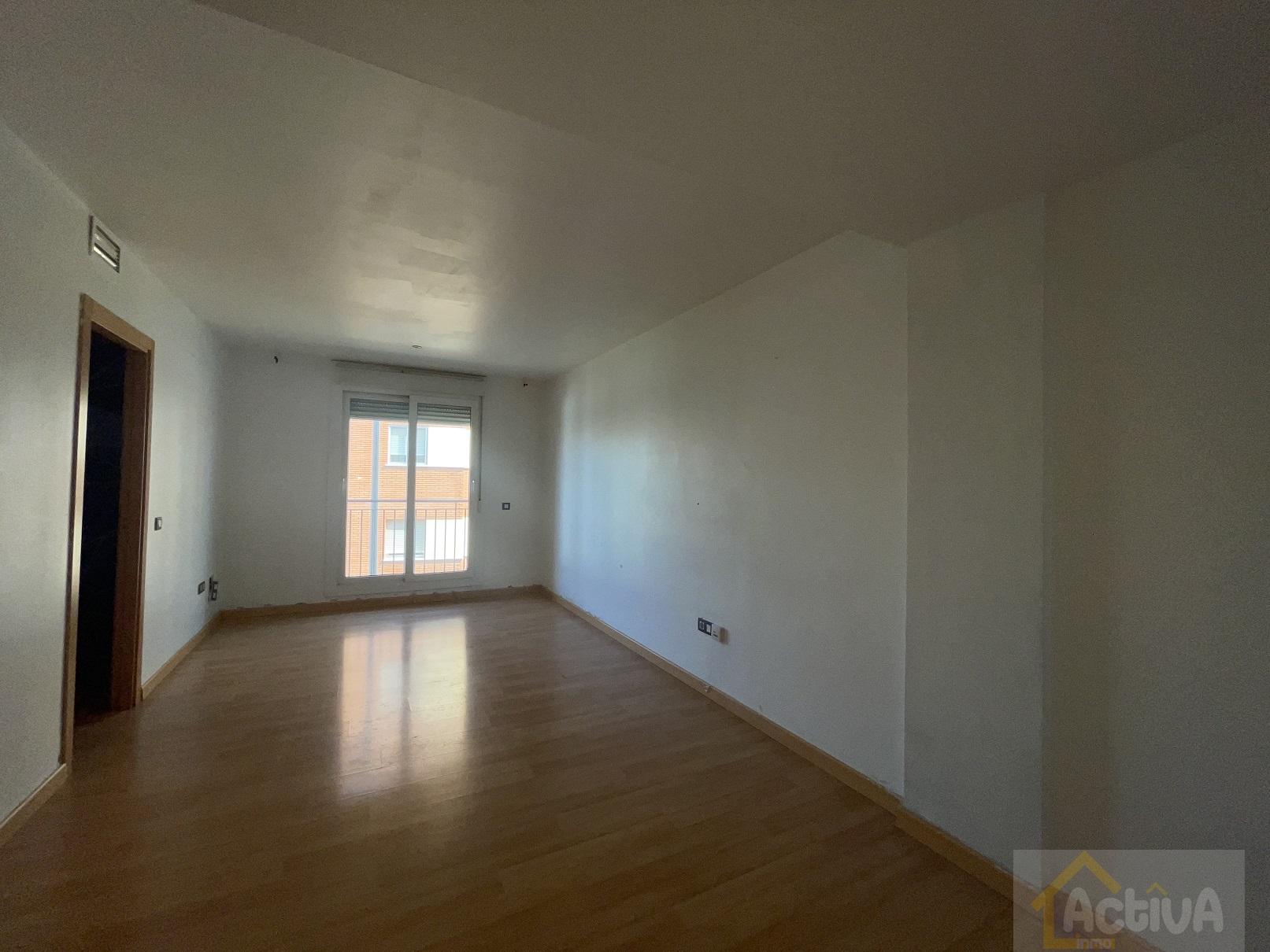 For sale of flat in Badajoz