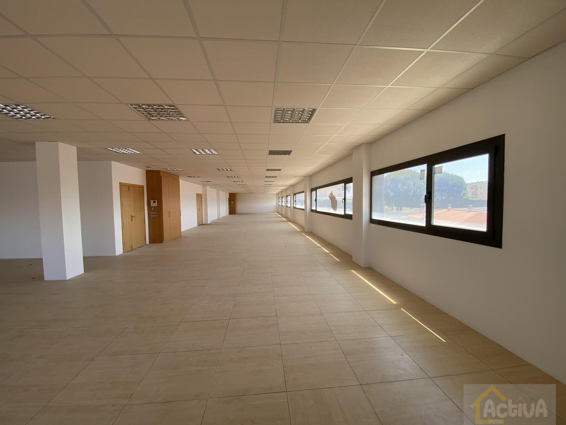 For sale of office in Mérida