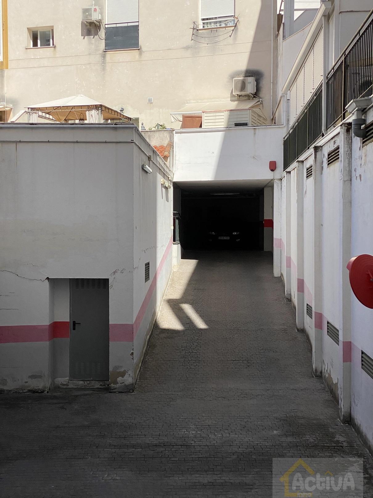 For sale of garage in Badajoz