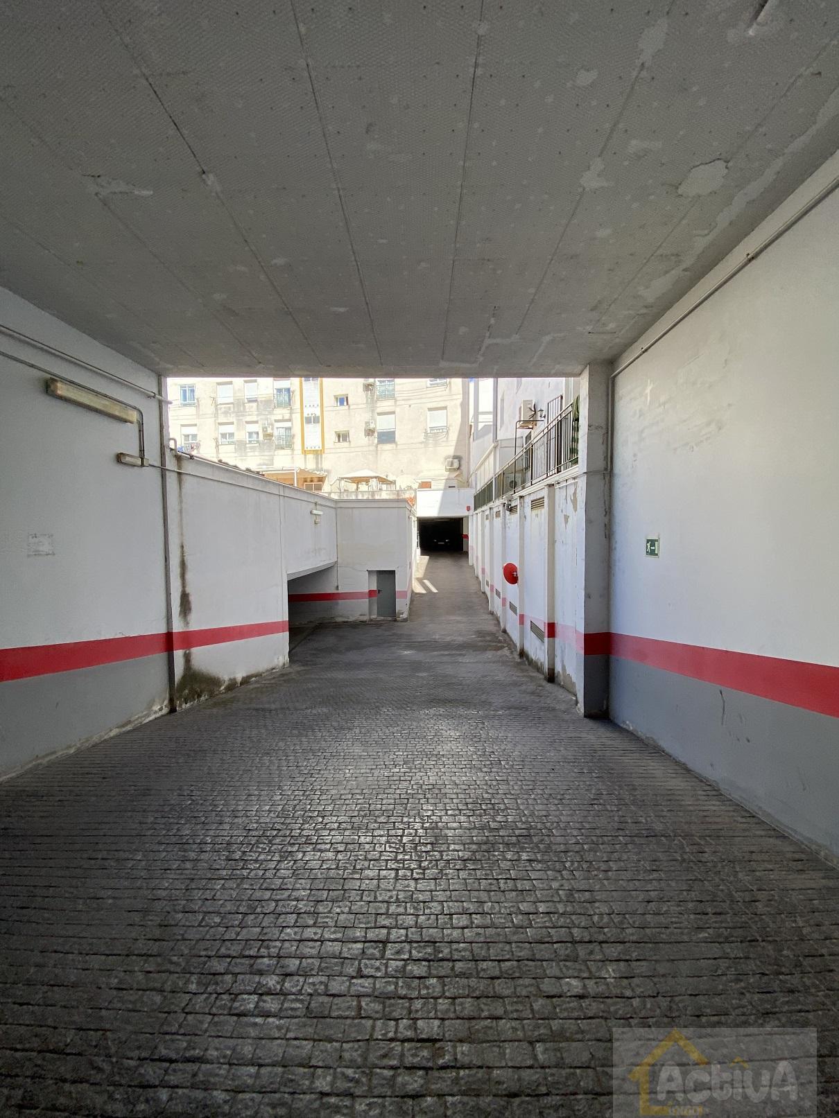 For sale of garage in Badajoz