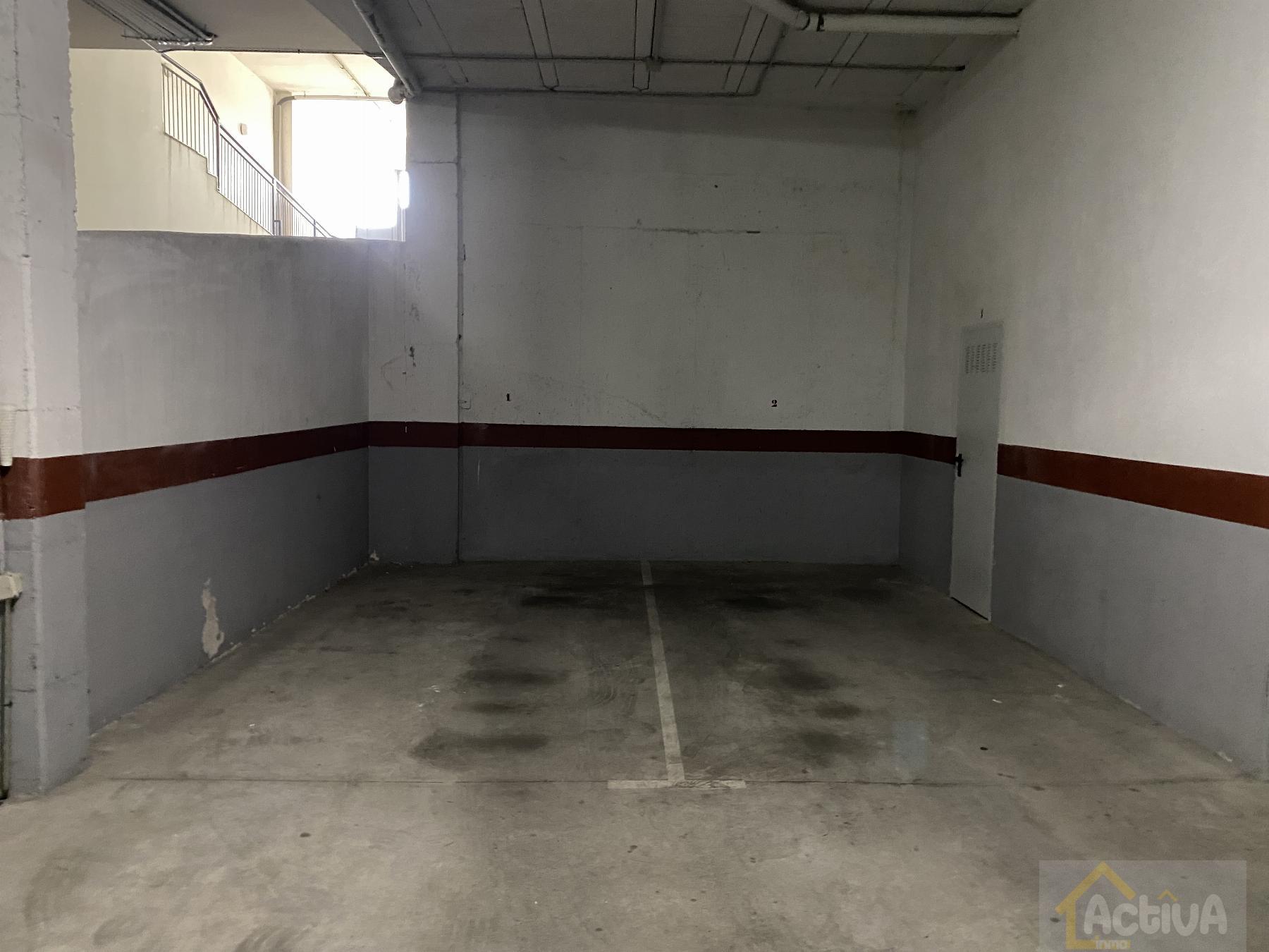 For sale of garage in Badajoz