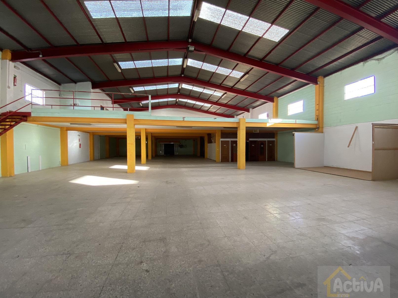 For sale of industrial plant/warehouse in Badajoz