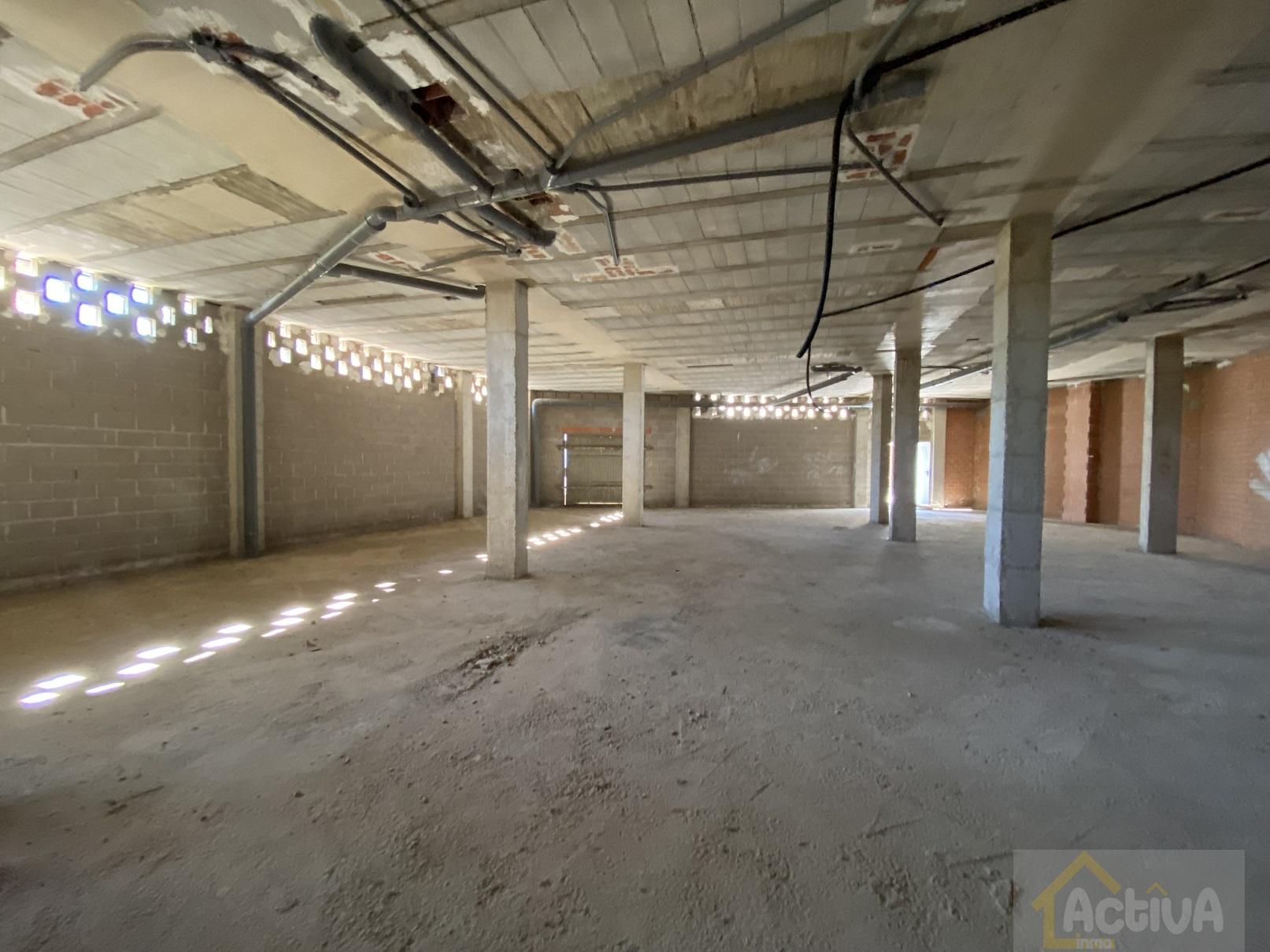 Venta de local comercial en Villanueva de la Serena