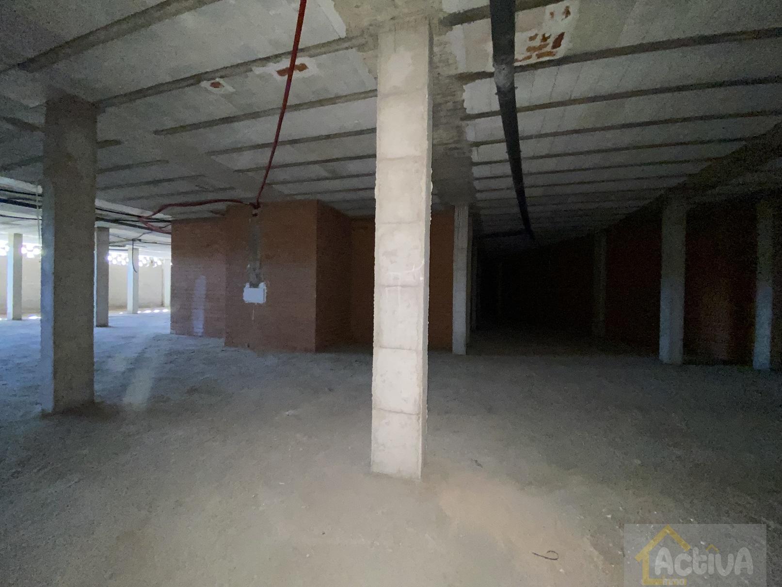 Venta de local comercial en Villanueva de la Serena