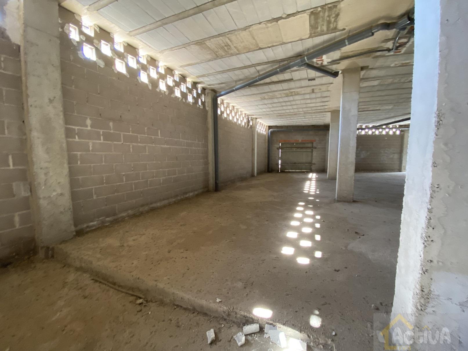 Venta de local comercial en Villanueva de la Serena