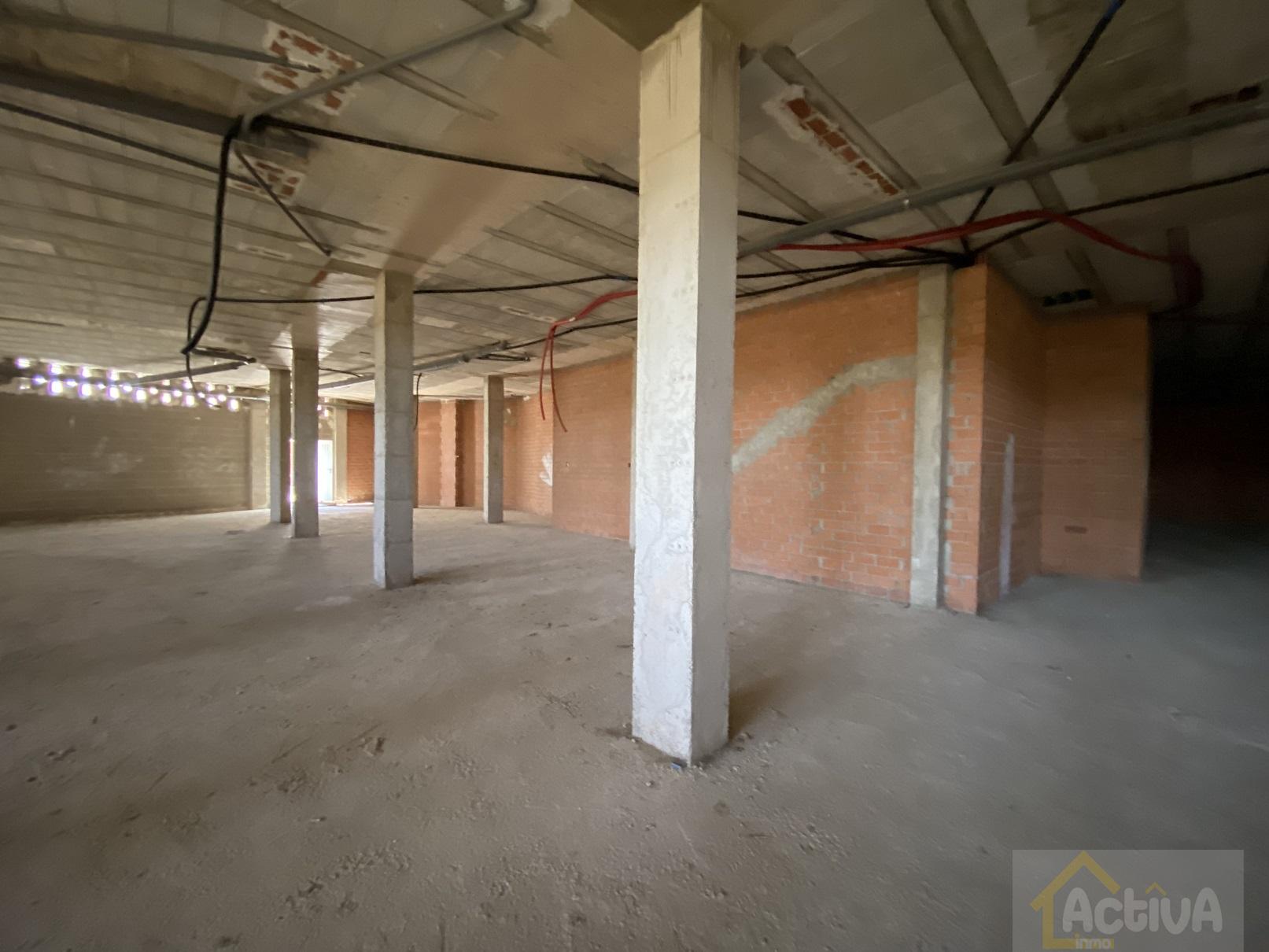 Venta de local comercial en Villanueva de la Serena