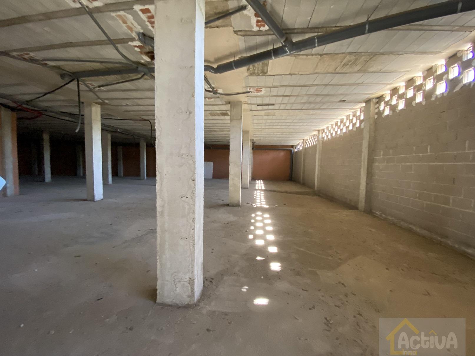 Venta de local comercial en Villanueva de la Serena