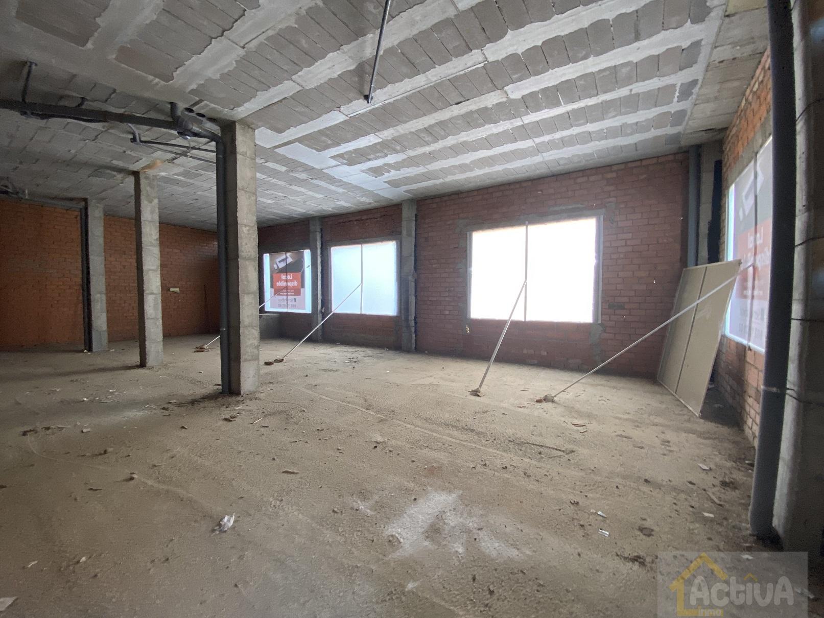 For sale of commercial in Puebla de la Calzada
