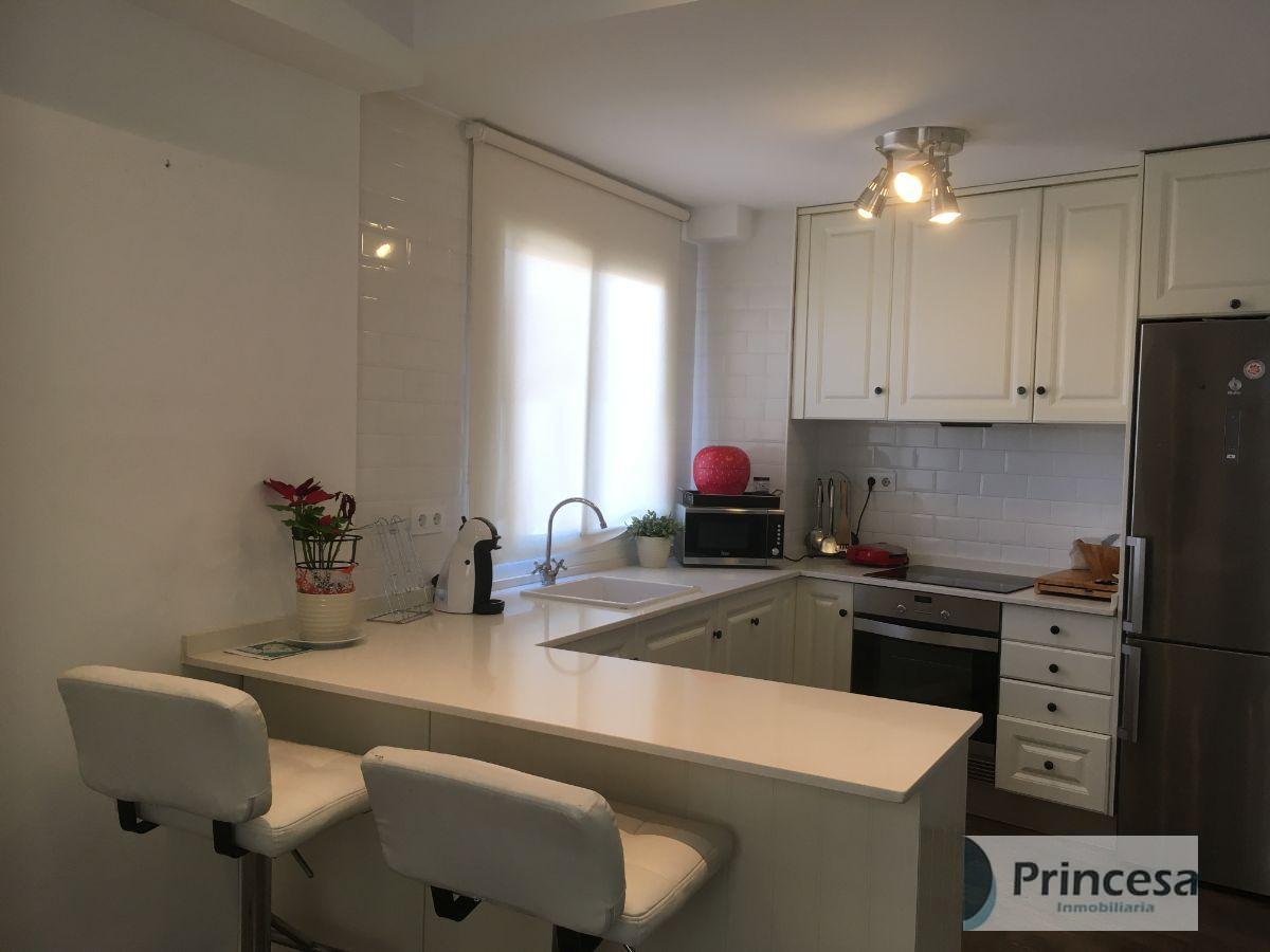 For sale of flat in Valencia