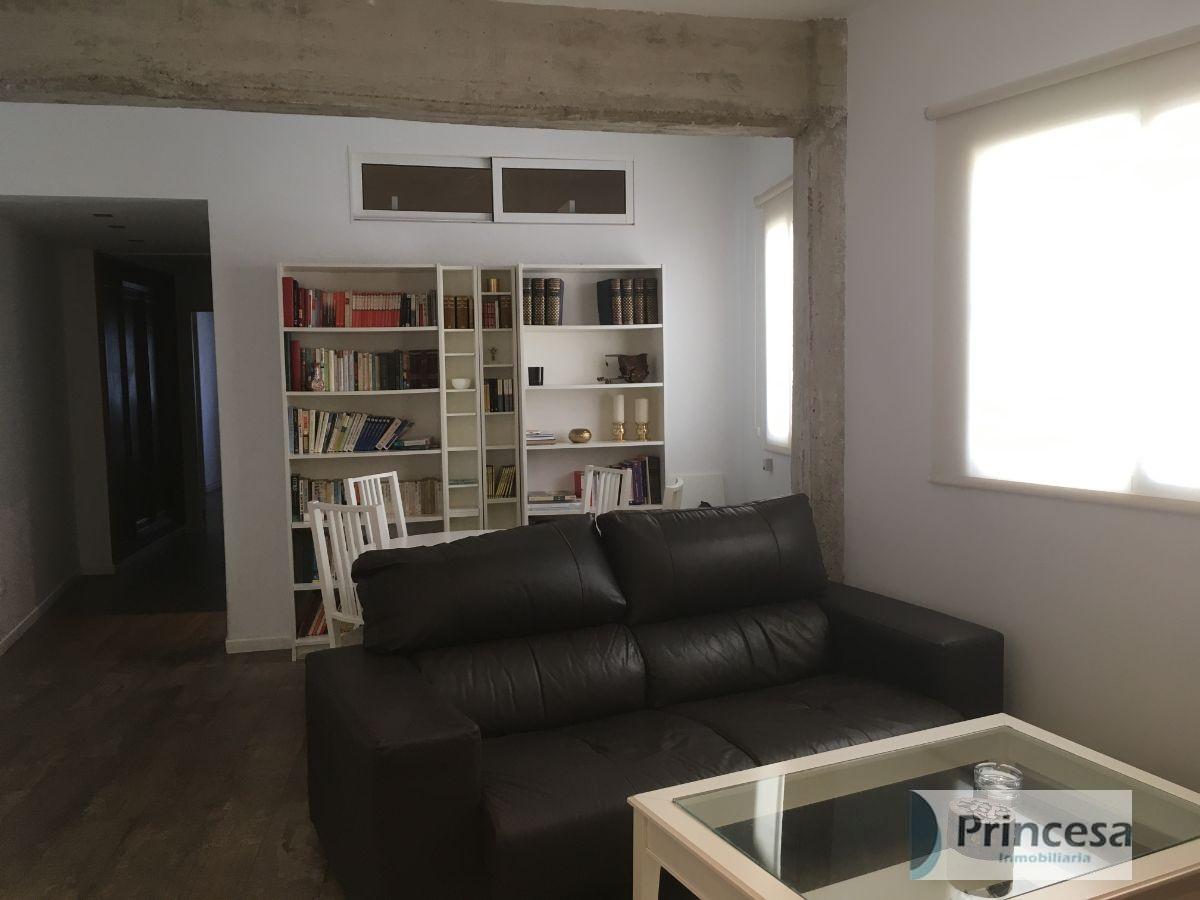 For sale of flat in Valencia