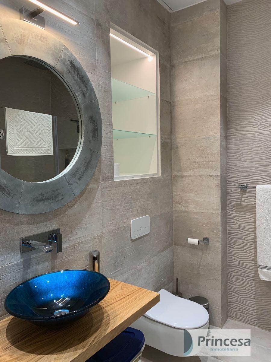For rent of flat in Valencia