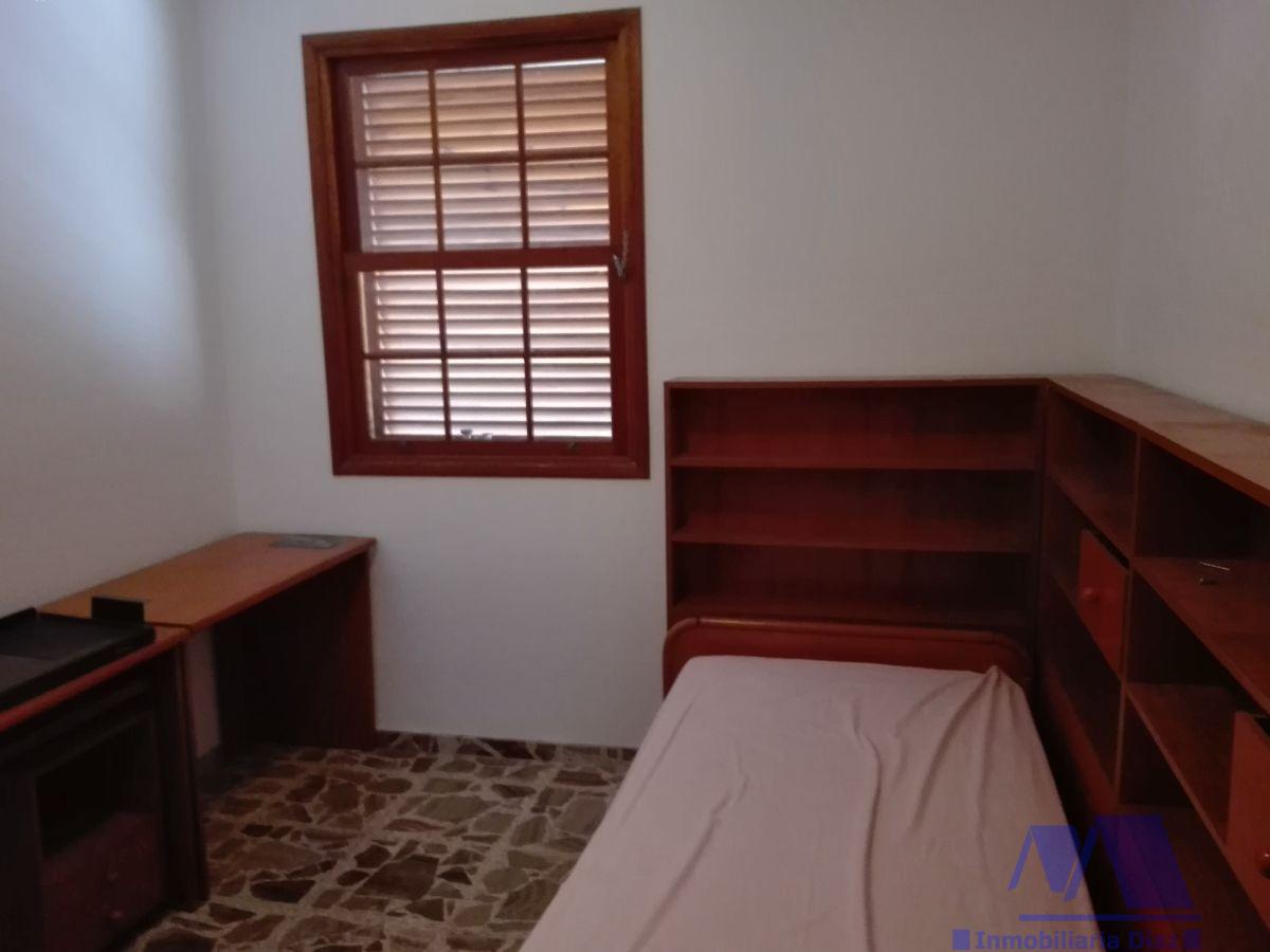 For sale of house in Santa Cruz