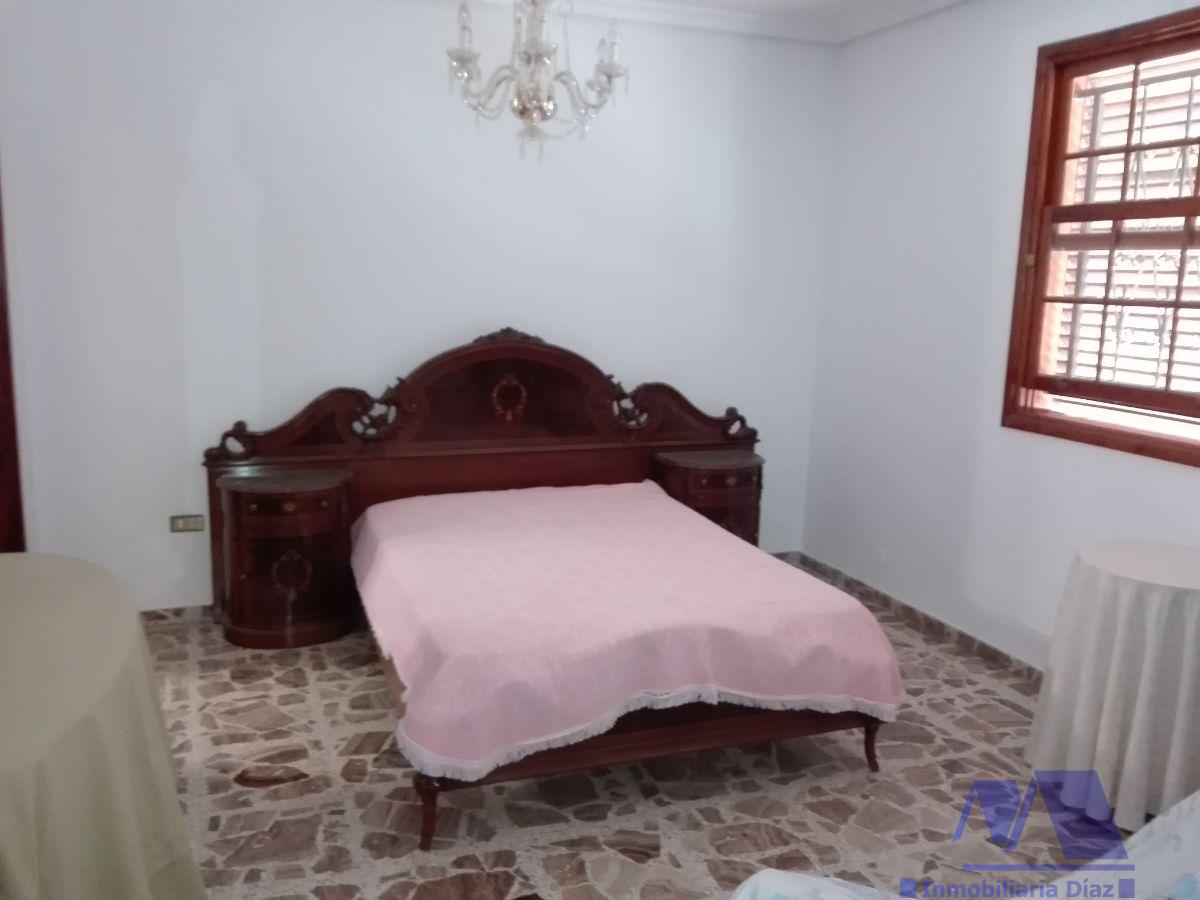 For sale of house in Santa Cruz