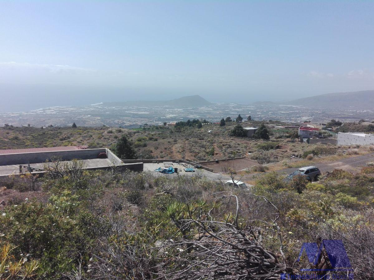 Venta de finca rústica en Candelaria