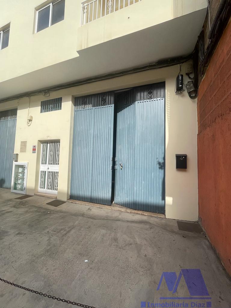 For rent of commercial in San Cristóbal de La Laguna
