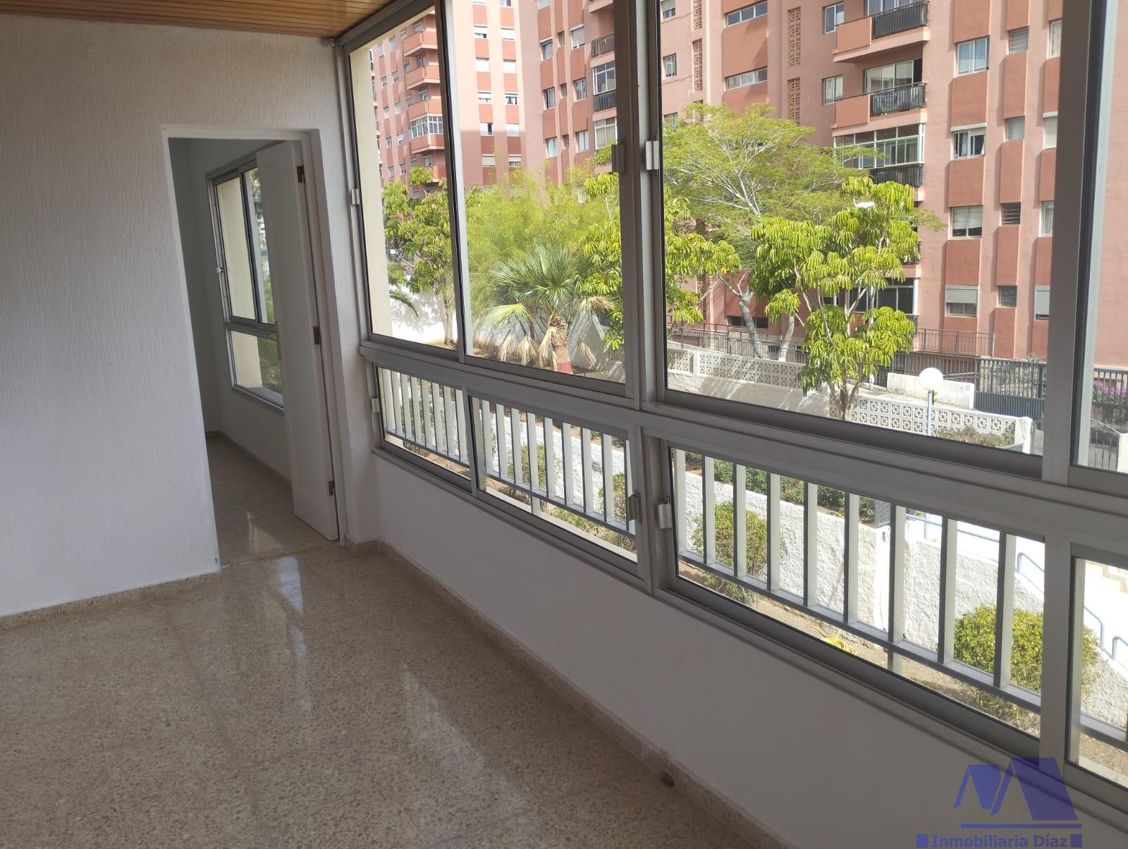 Venta de piso en Santa Cruz
