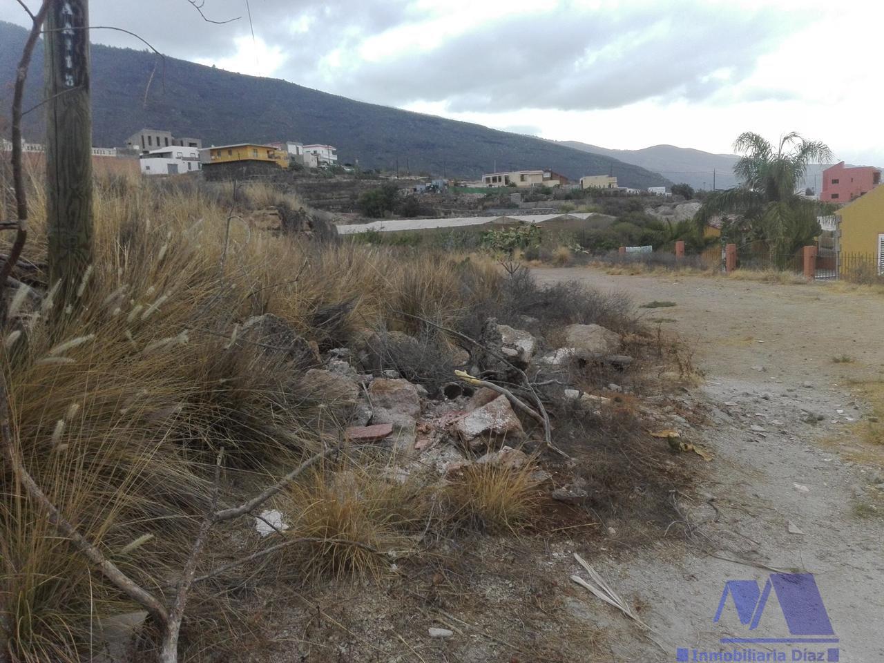 For sale of land in Candelaria