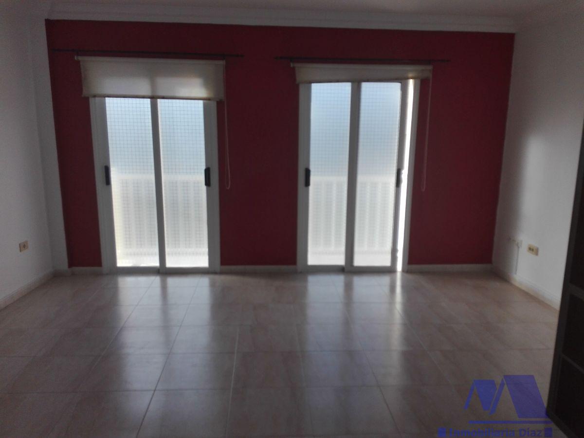 For sale of apartment in San Cristóbal de La Laguna