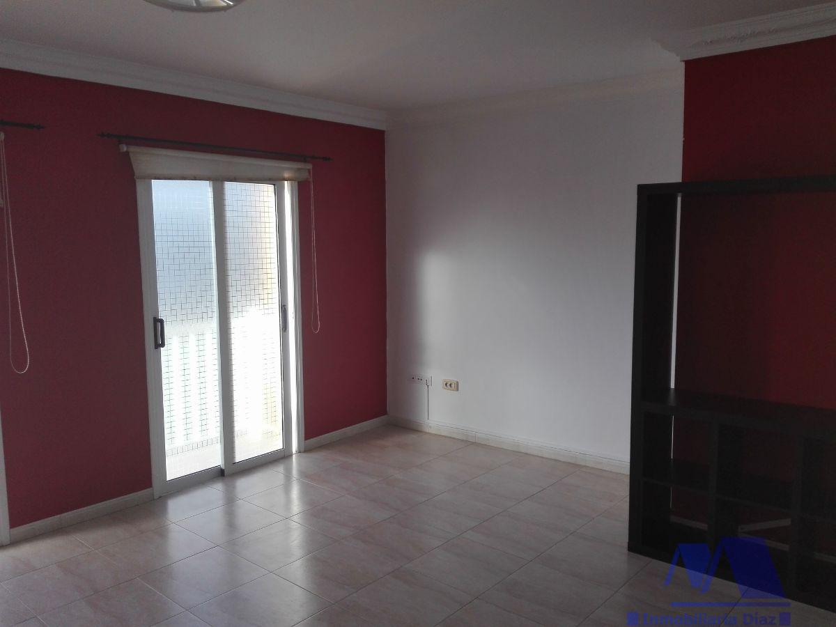 For sale of apartment in San Cristóbal de La Laguna