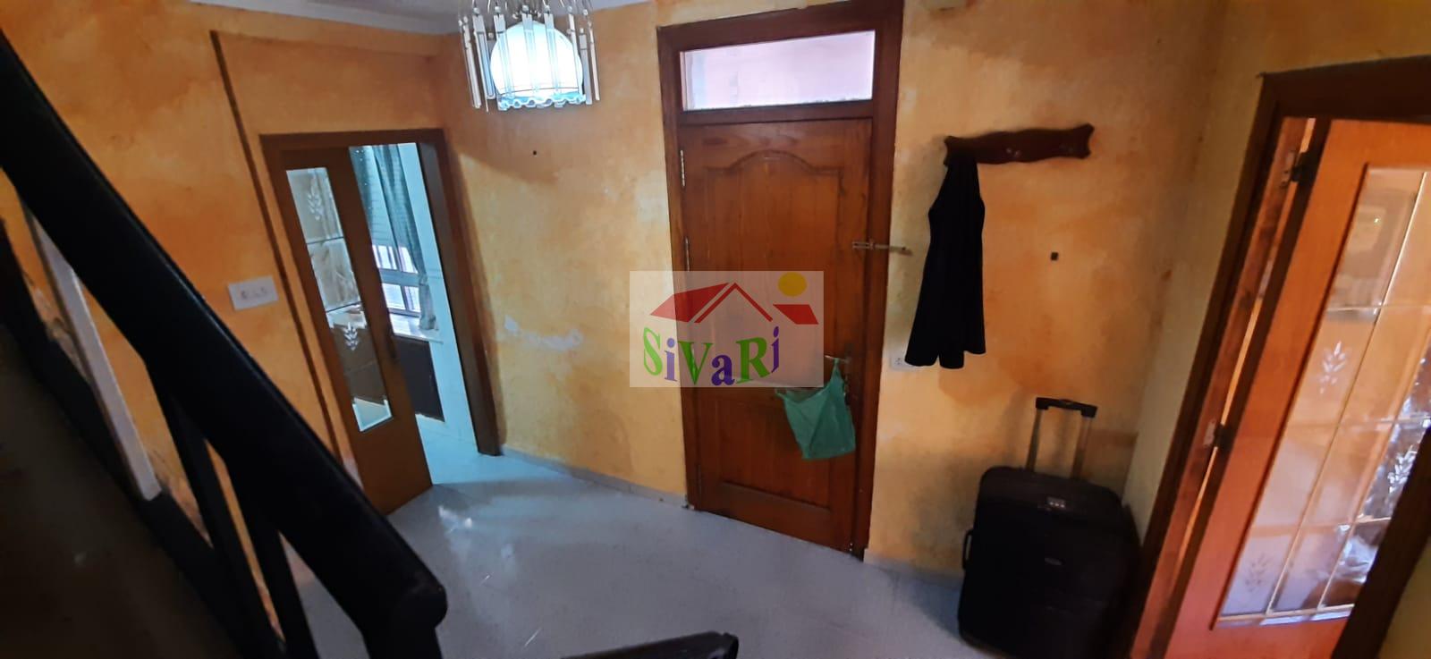 For sale of house in Abarán