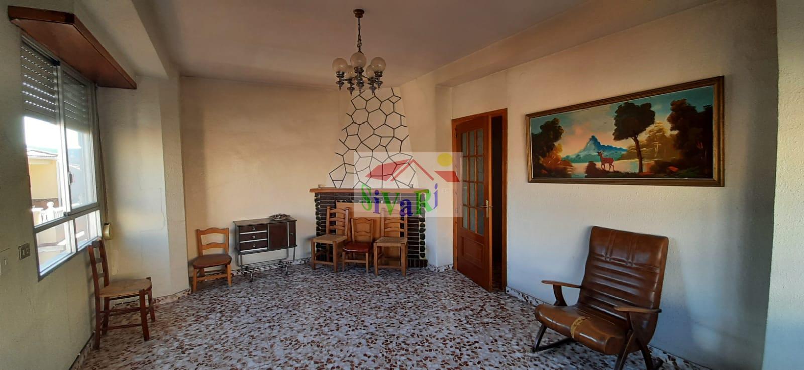 For sale of house in Abarán