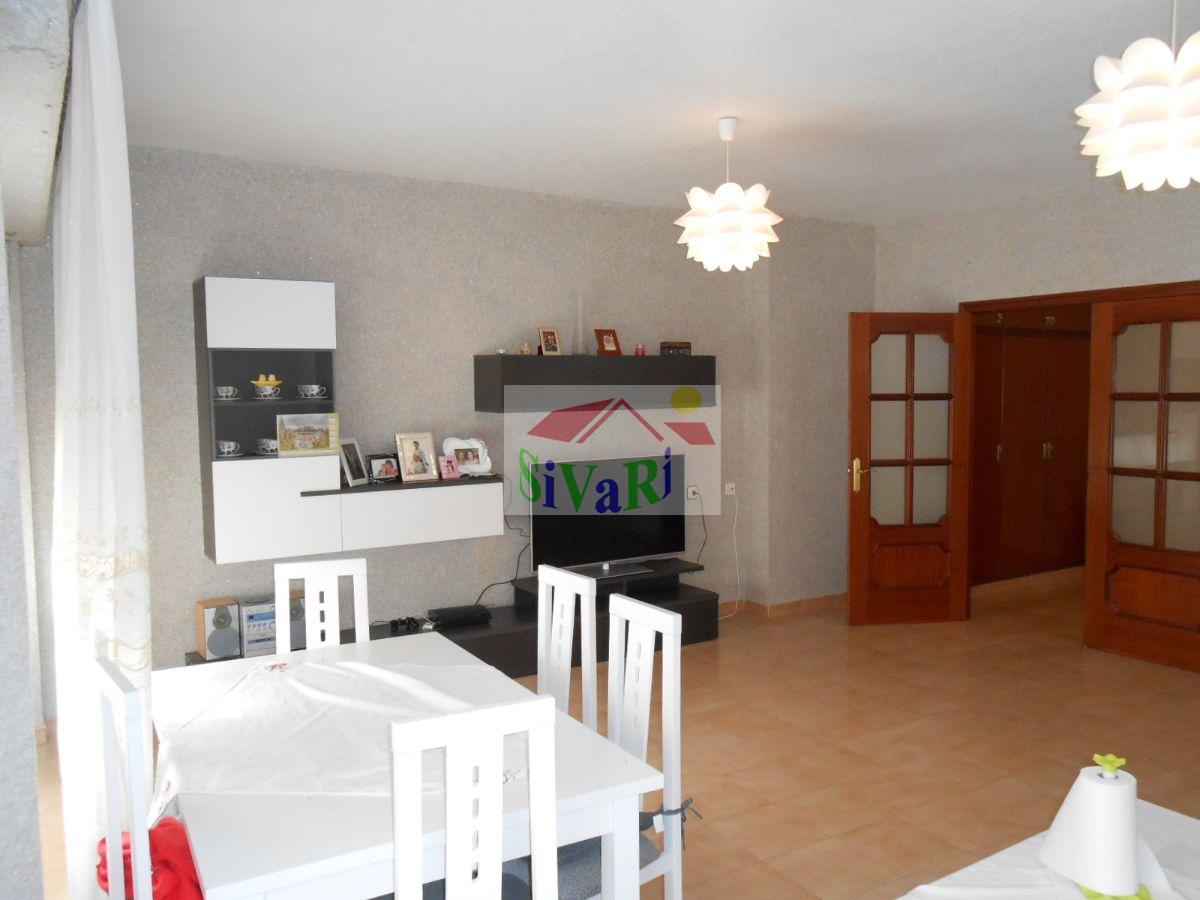 For sale of flat in Abarán