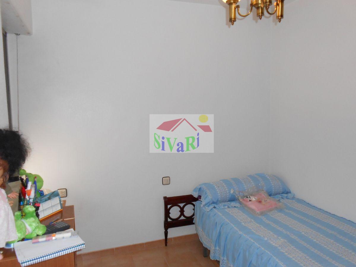 For sale of flat in Abarán