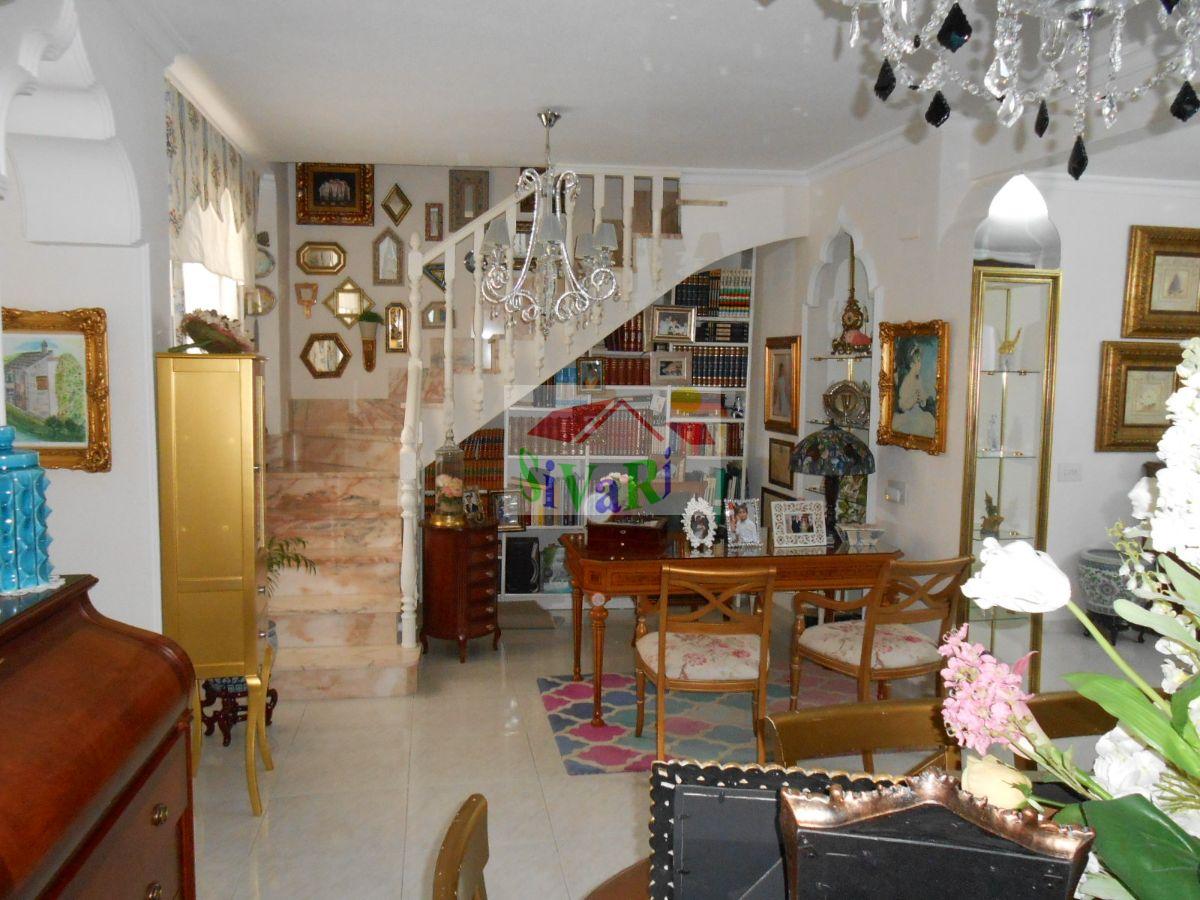 For sale of flat in Abarán