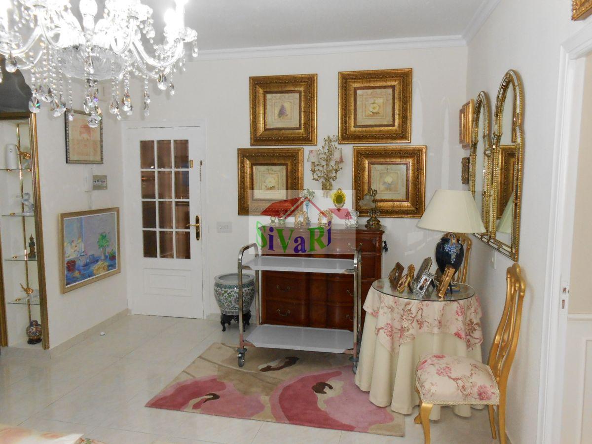 For sale of flat in Abarán