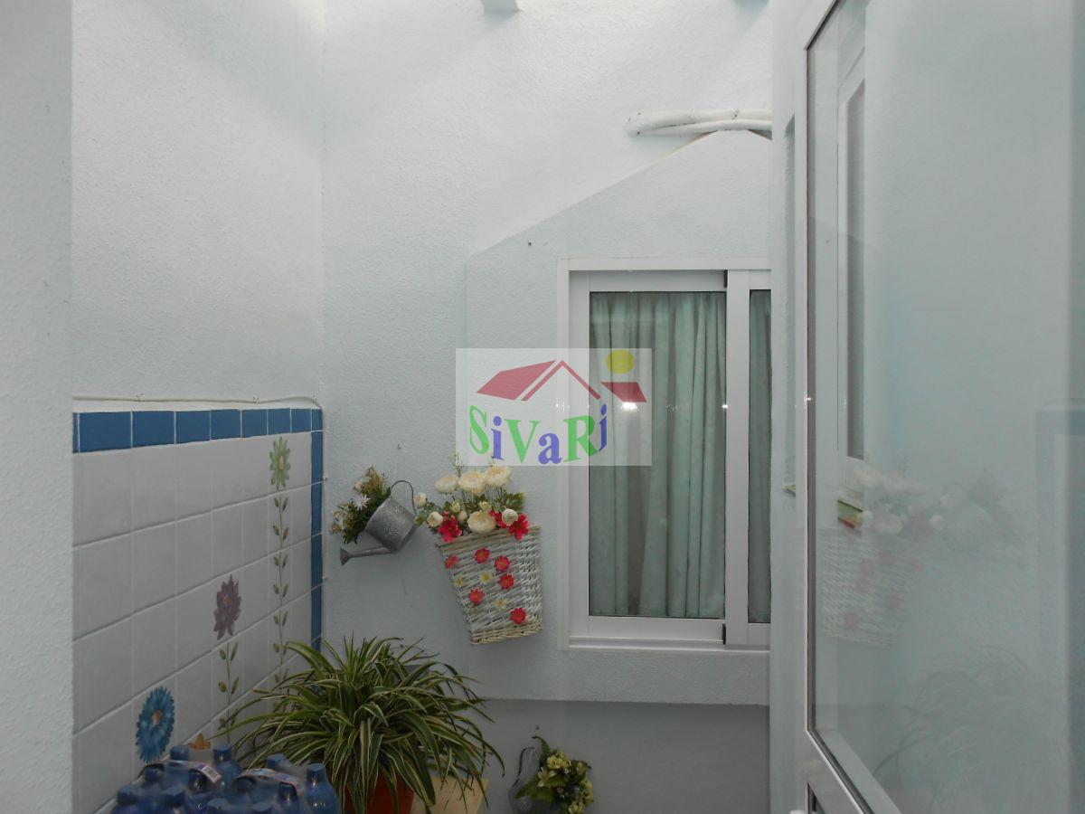 For sale of flat in Abarán
