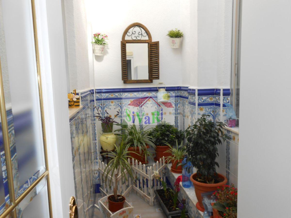 For sale of flat in Abarán