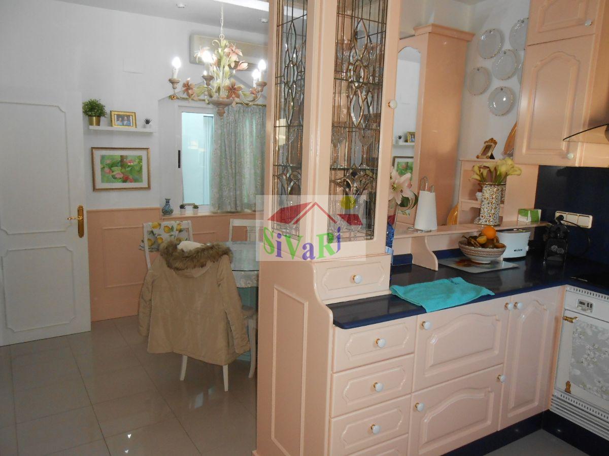 For sale of flat in Abarán