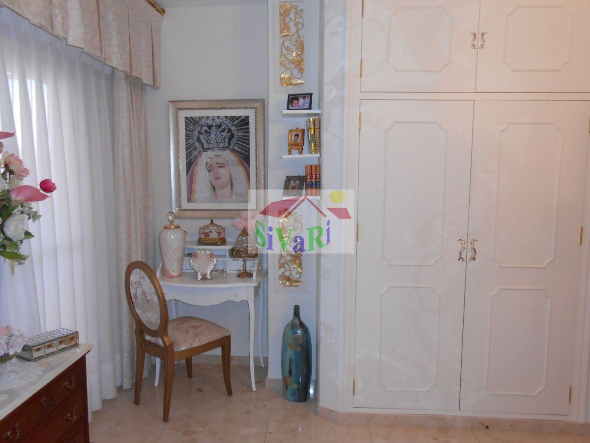 For sale of flat in Abarán
