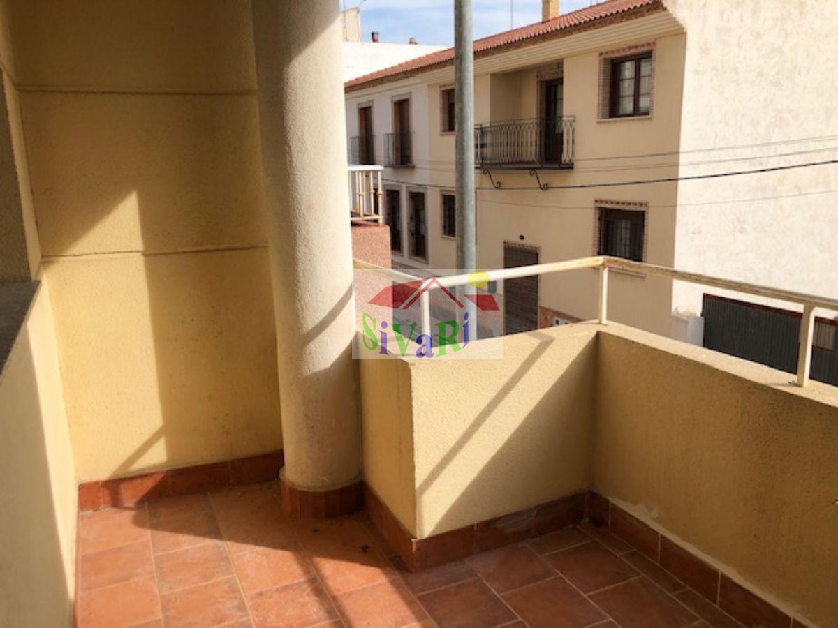 For sale of flat in Ceutí