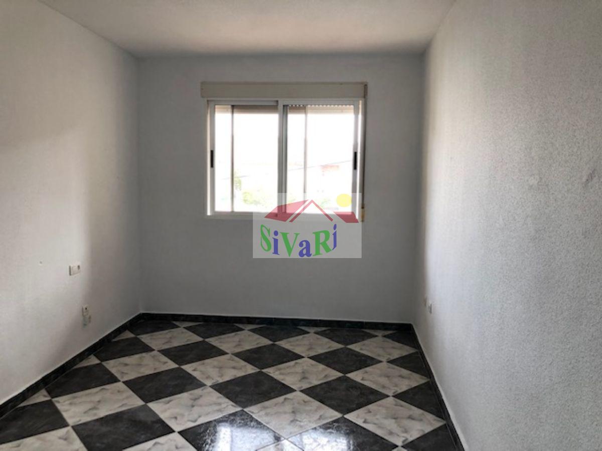 For sale of flat in Ceutí