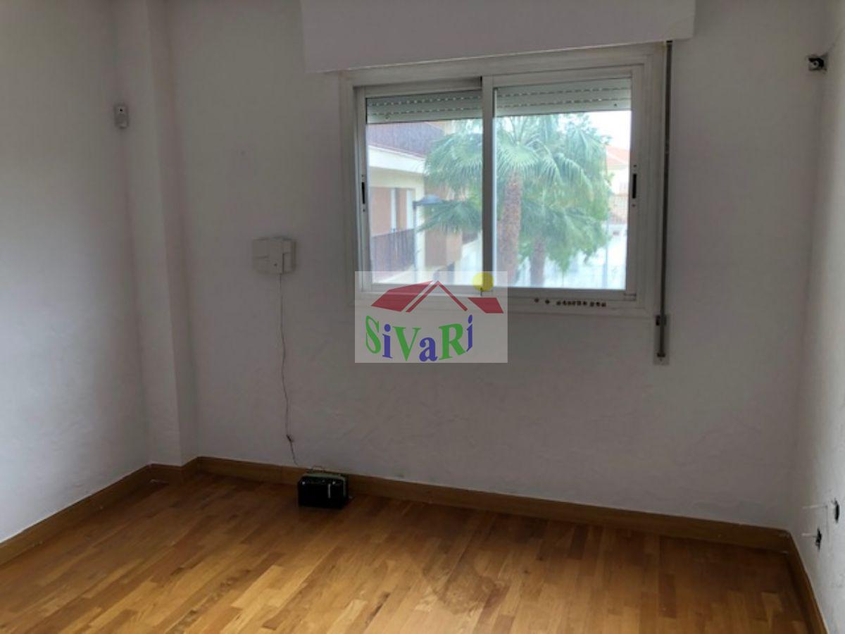 For sale of flat in Lorquí