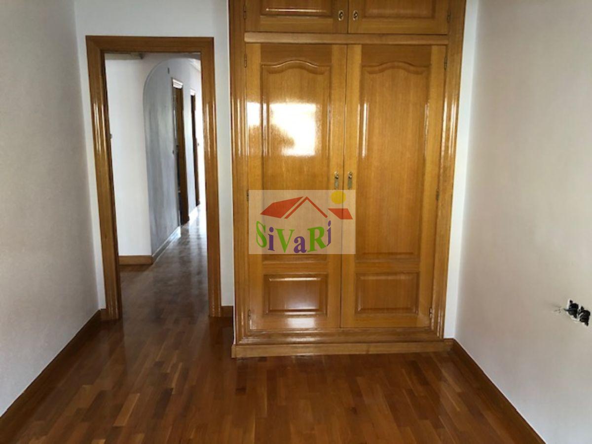 For sale of flat in Lorquí