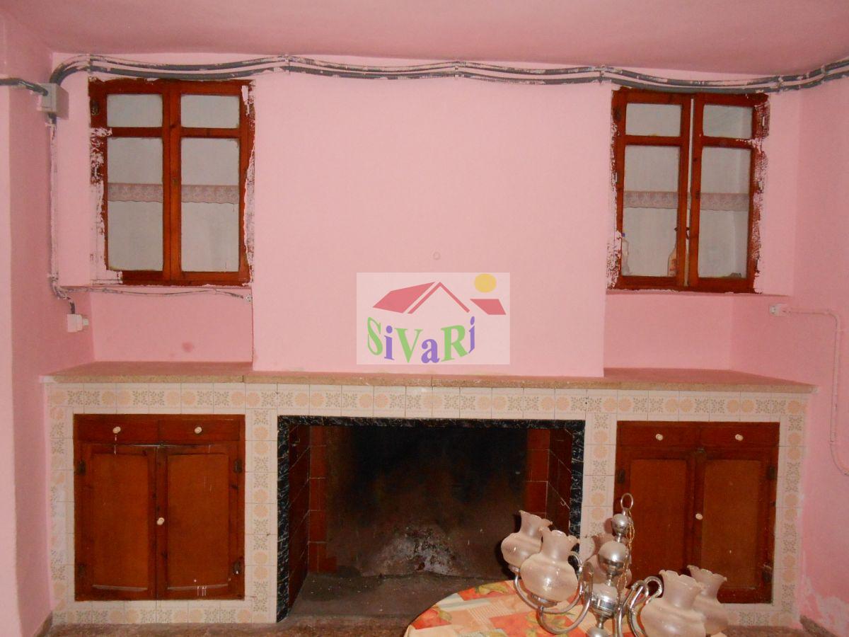 For sale of house in Abarán