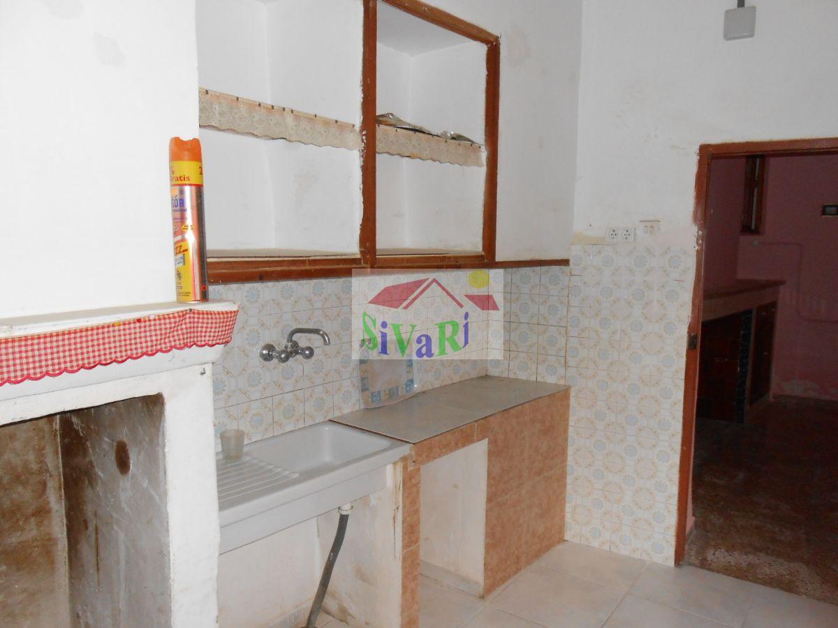 For sale of house in Abarán