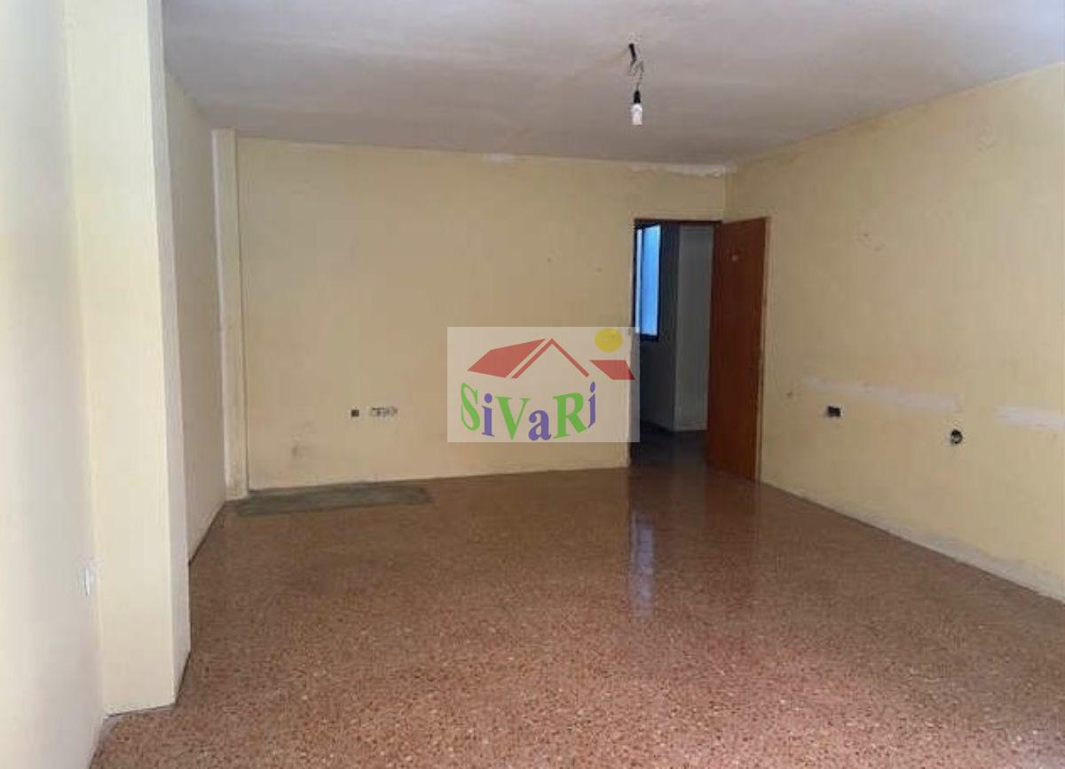 For sale of flat in Yecla