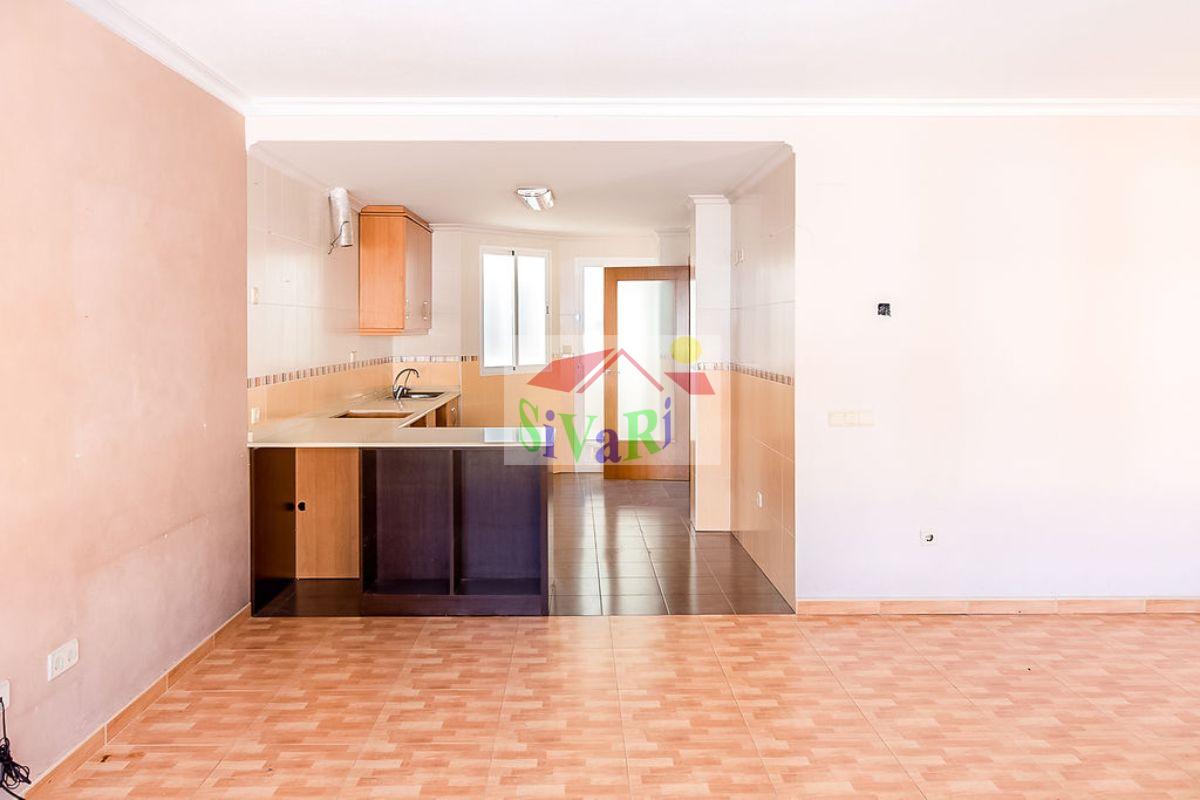 For sale of flat in Yecla