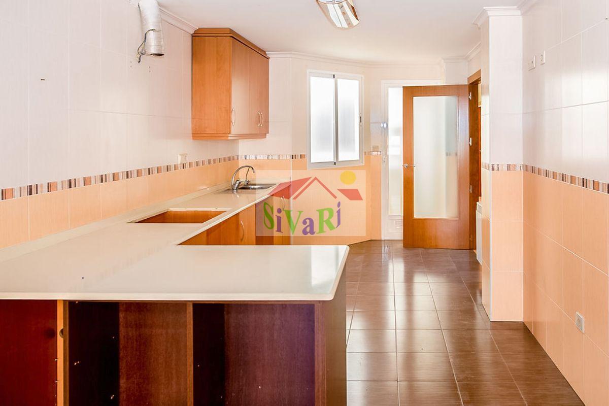 For sale of flat in Yecla