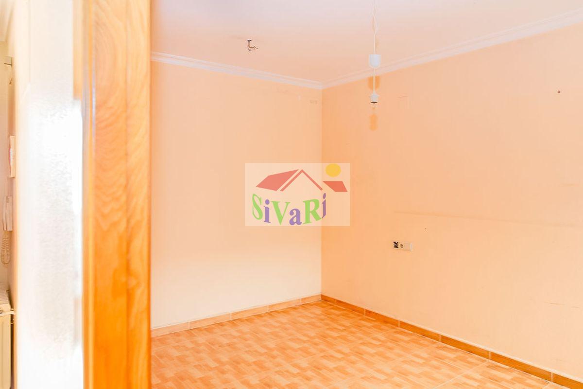 For sale of flat in Yecla