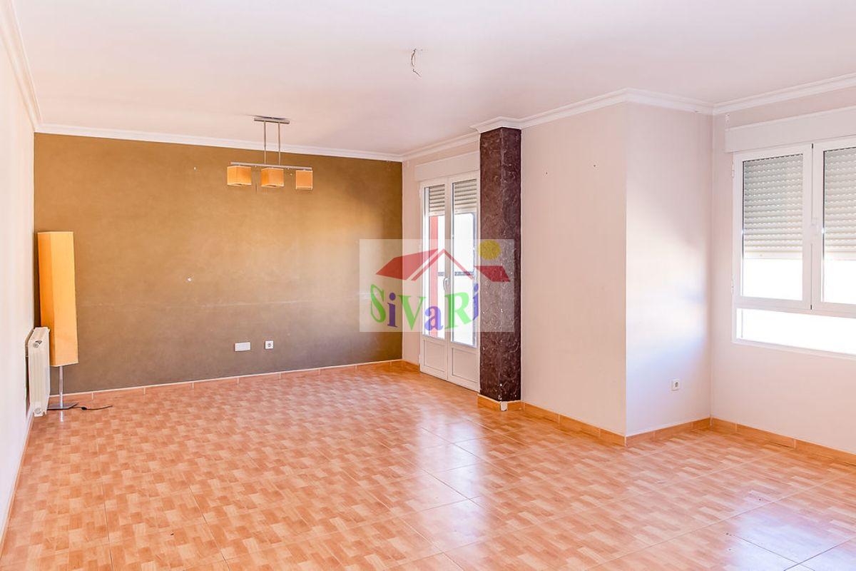 For sale of flat in Yecla