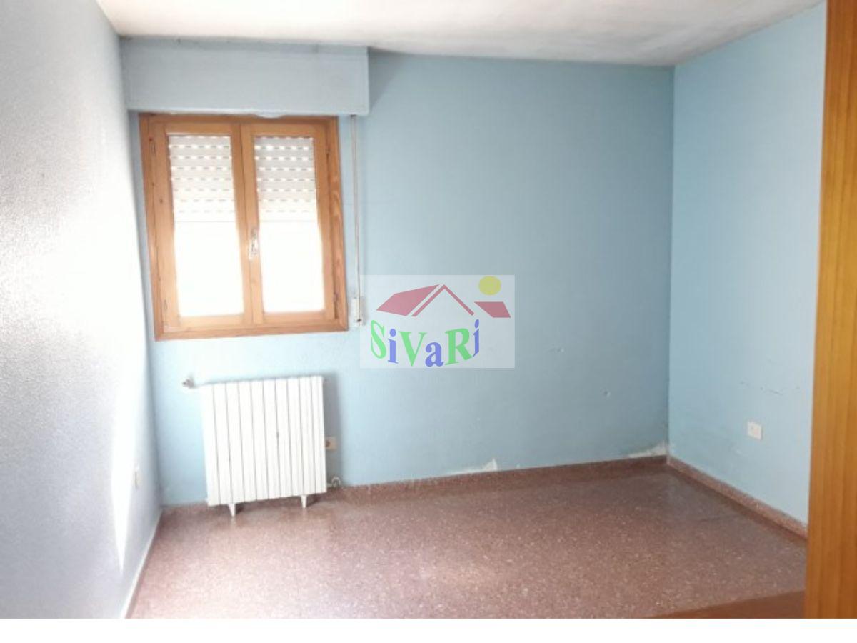 For sale of flat in Yecla